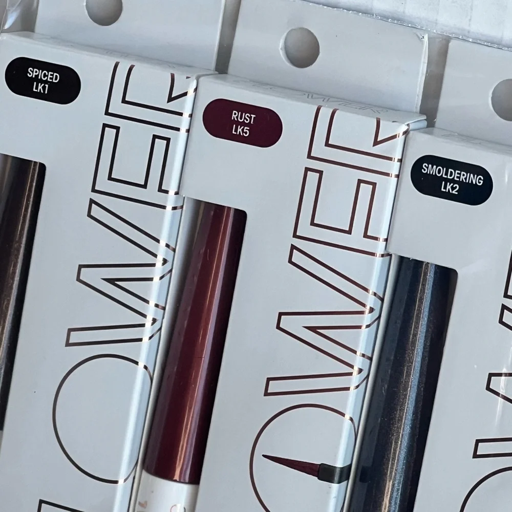 Flower Beauty Liquid Kajal Eyeliner Set - Picture 2 of 6